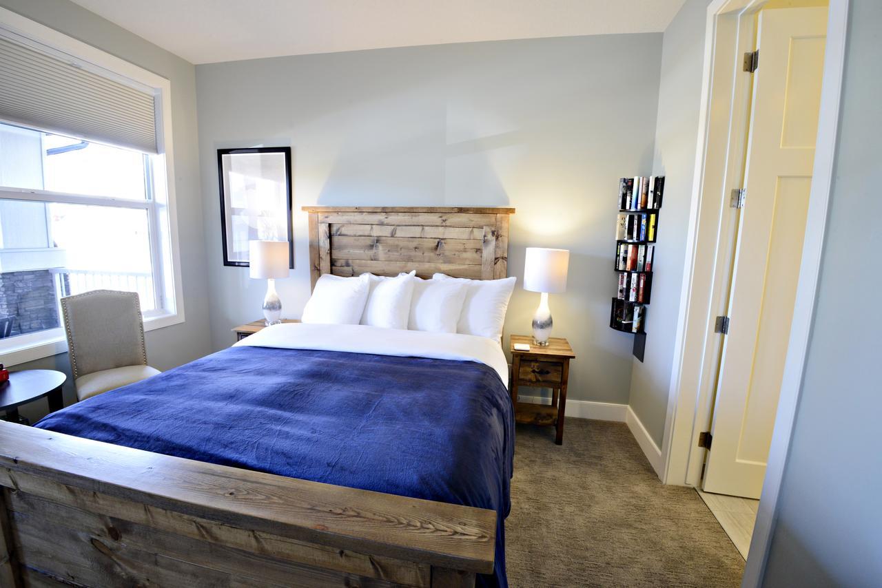 Novel Bed And Breakfast YYC Exterior foto